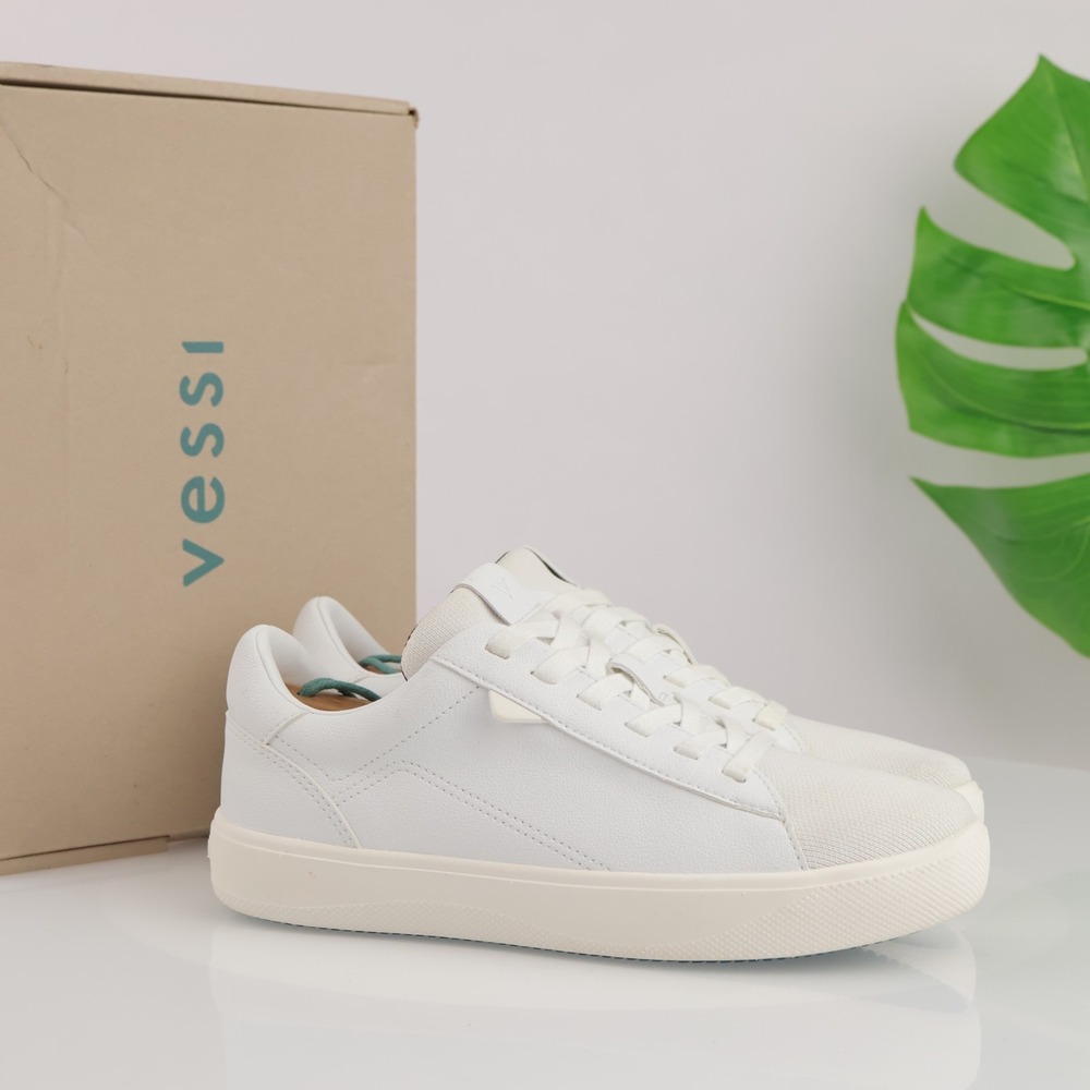 Vessi Womens Soho Sneaker Size 6 Waterproof White Vegan Leather Lace Up Shoe Low